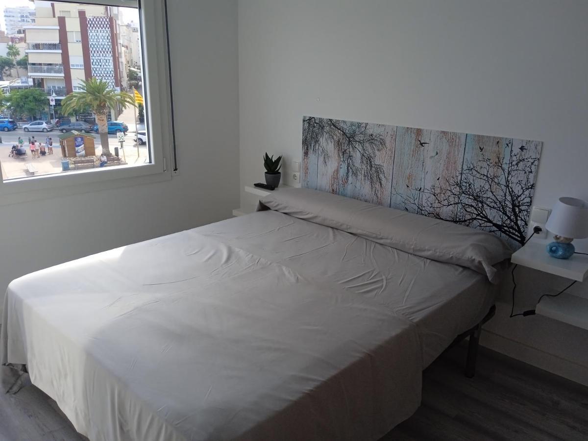 Vora Port Apartment L'Ampolla Ngoại thất bức ảnh